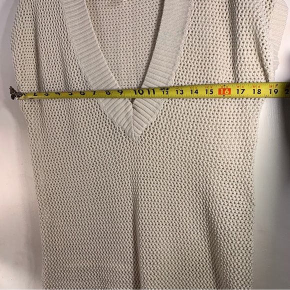 Old Navy Knitted V-Neck Cover Up, Size: 1, & Color: Cream - Picture 10 of 12